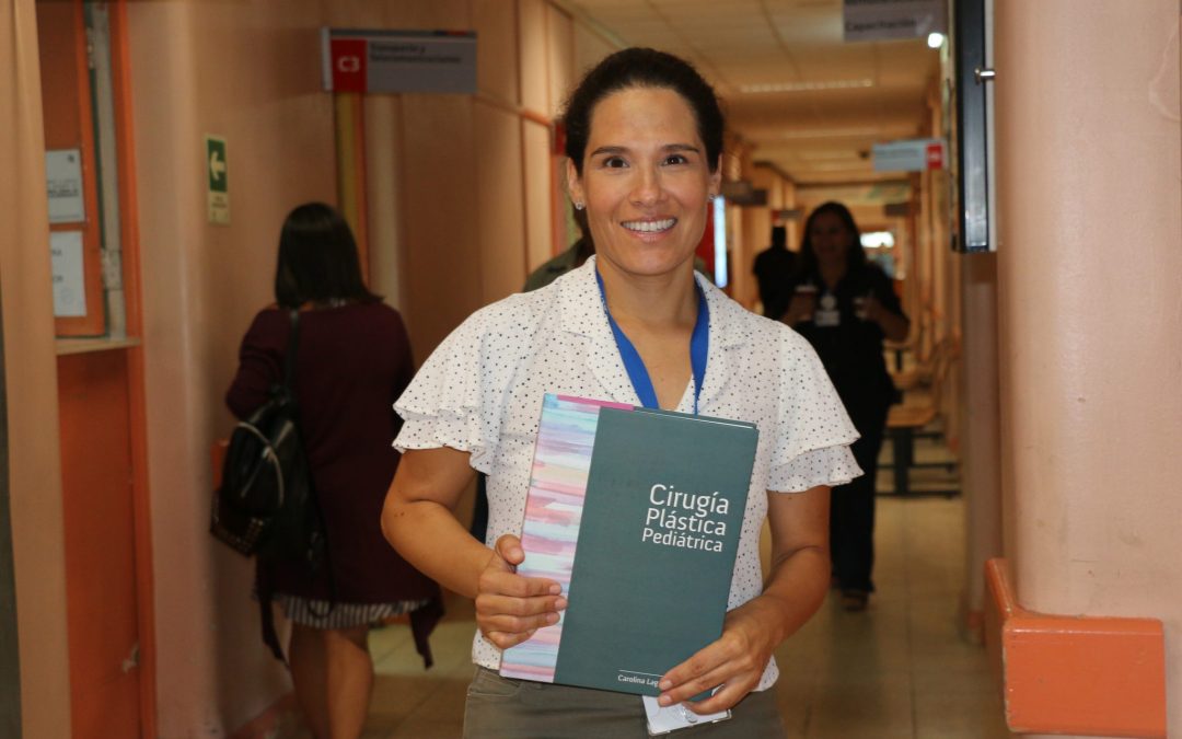 Dra. Carolina Lagos escribe, recopila y edita el primer Manual de Cirugía Plástica Pediátrica del país