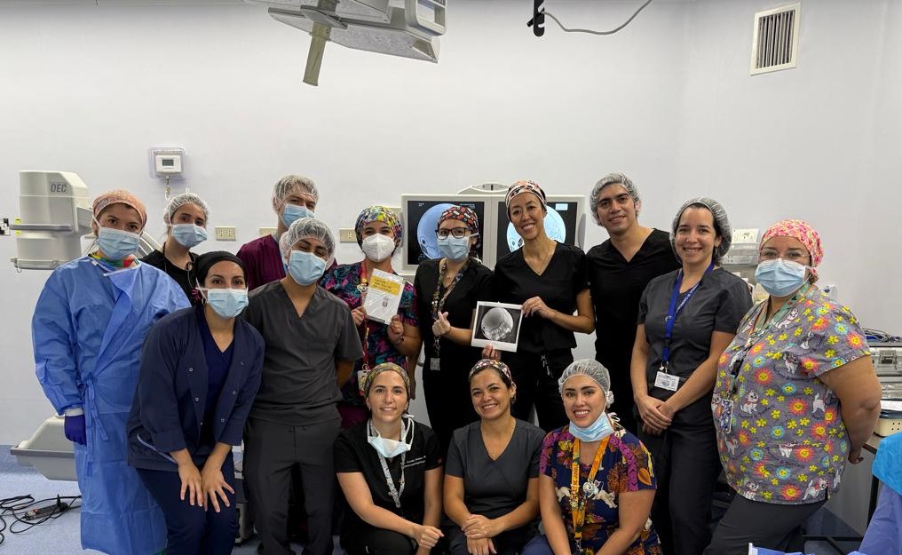 Un hito en la salud auditiva infantil: Primera cirugía de implante coclear bajo la Ley Ricarte Soto