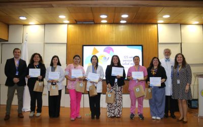 Hospital Roberto del Río reconoce a funcionarios y funcionarias por sus años de trayectoria en el marco de sus 125 años