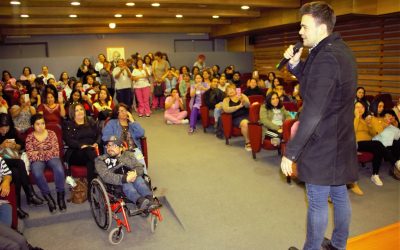 Voluntarias celebran a las mamás del Hospital Roberto del Río