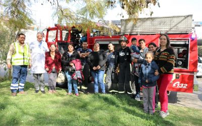 Voluntarios de Bomberos visitaron el Hospital Roberto del Río