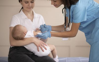 Hospital de Niños Dr. Roberto del Río llama a vacunar contra el COVID-19 y la Influenza a niños desde los 6 meses