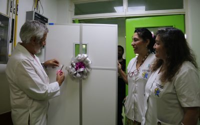 Hospital de Niños Dr. Roberto del Río recibe biombo plomado de protección radiológica para pacientes con cardiopatías grave