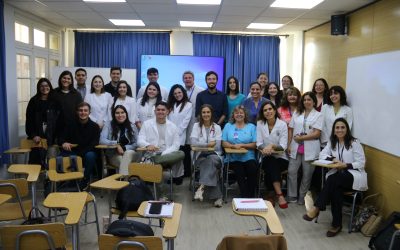 18 médicos becados se integran al hospital para iniciar su especialización
